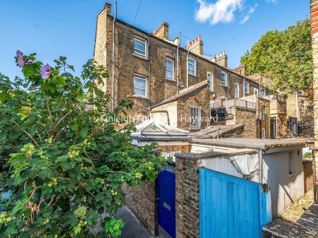 Apartment for rent in Kennington, Greater London