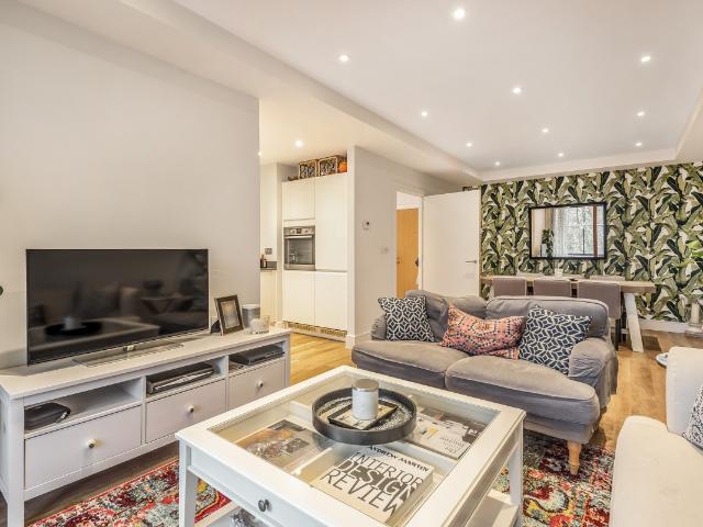 Apartment for rent in Earlsfield, Greater London