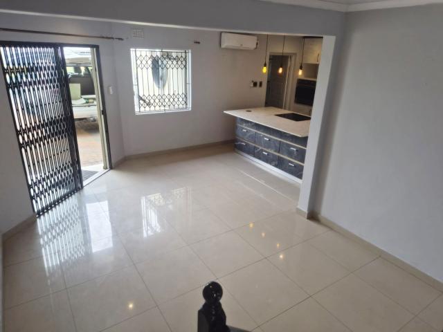 Apartment for rent in La Mercy, Kwazulu-natal