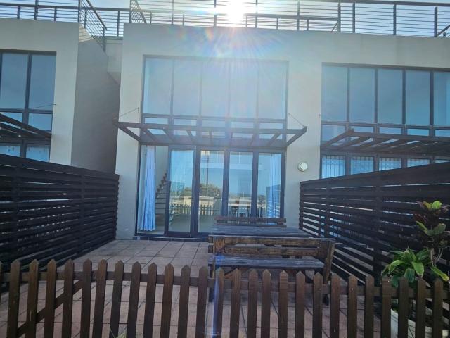 Apartment for rent in La Mercy, Kwazulu-natal