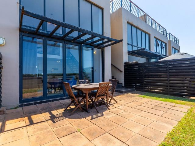 Apartment for rent in La Mercy, Kwazulu-natal