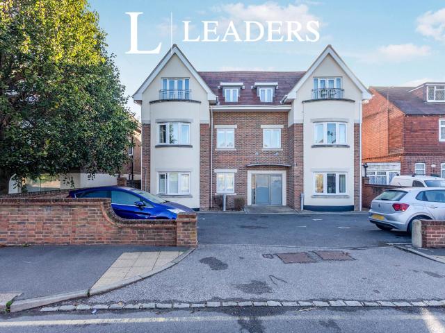 Apartment for rent in Red Hill, Surrey