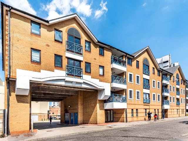 Apartment for rent in Norbiton, Greater London