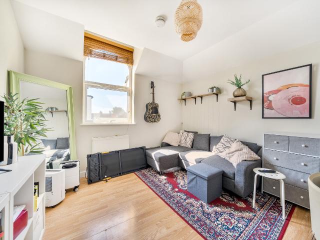 Apartment for rent in London Borough of Lewisham, Greater London