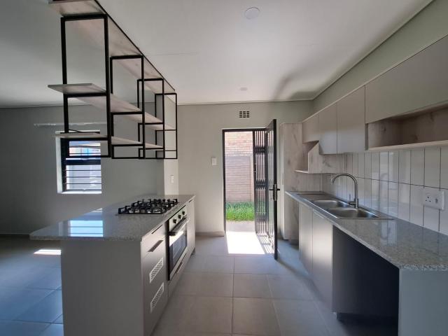 Apartment for rent in Raceview, Alberton