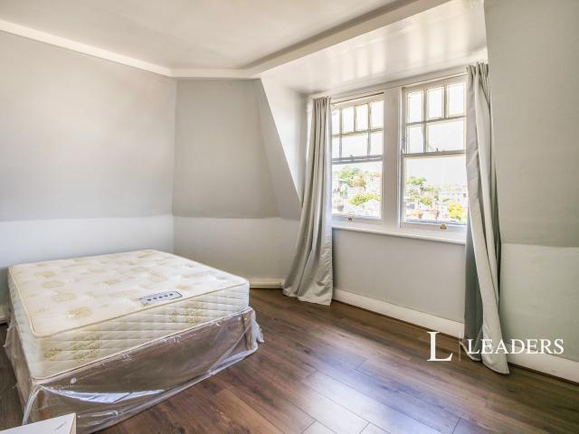 Apartment for rent in London Borough of Lewisham, Forest Hill