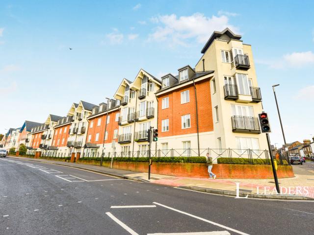 Apartment for rent in St Albans, Five Acres