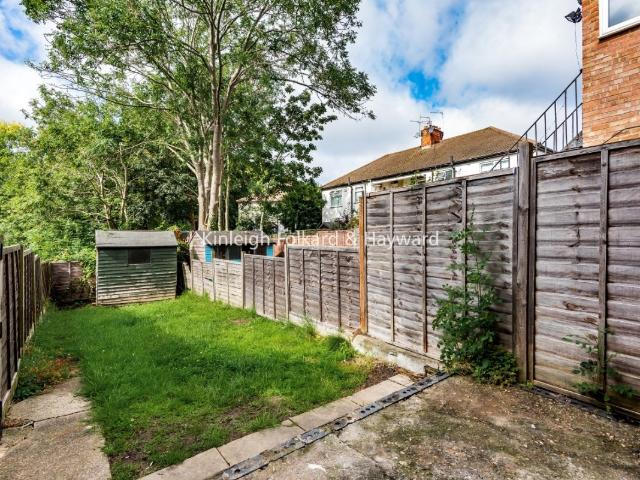 Apartment for rent in Brunswick Park, Greater London