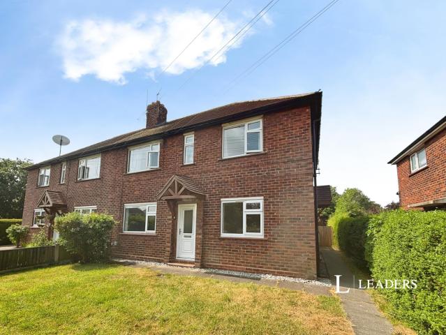 Apartment for rent in Woolstanwood, Hammond Street