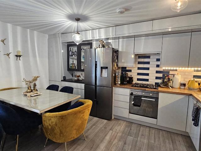 Apartment for rent in Mount Pleasant, Iford