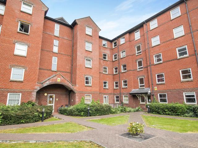 Apartment for rent in Chorlton-on-Medlock, Georgia