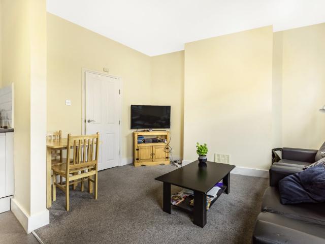Apartment for rent in London Borough of Merton, Greater London