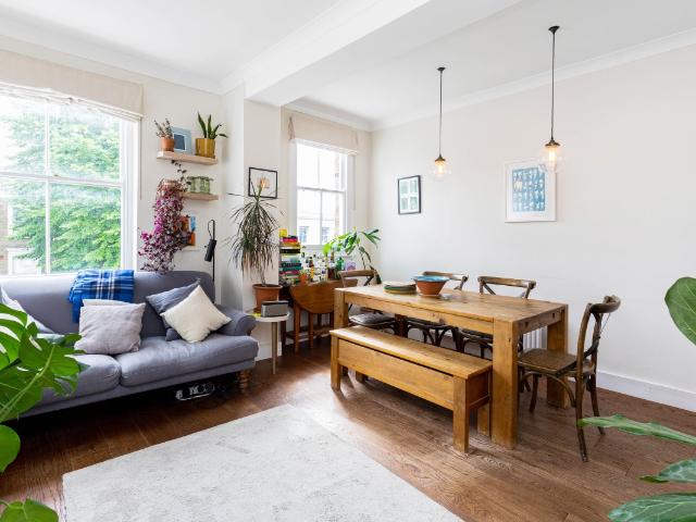 Apartment for rent in Highbury, Greater London