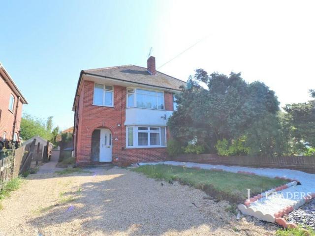 Apartment for rent in Millbrook, City Of Southampton