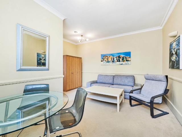 Apartment for rent in Fulham, Greater London