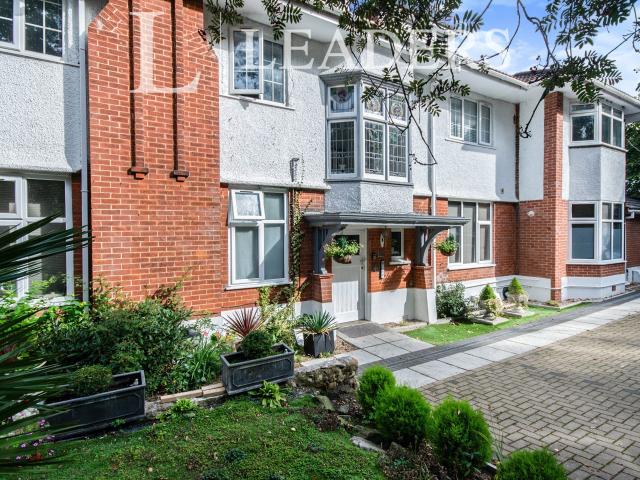 Apartment for rent in Branksome, Poole