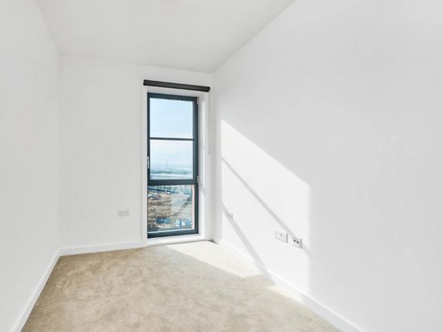 Apartment for rent in Scrattons Farm, Greater London