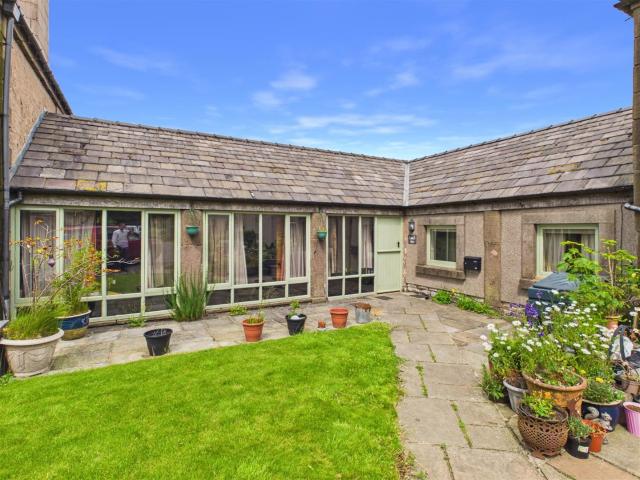 Apartment for rent in Hartington Nether Quarter CP, Froggatt