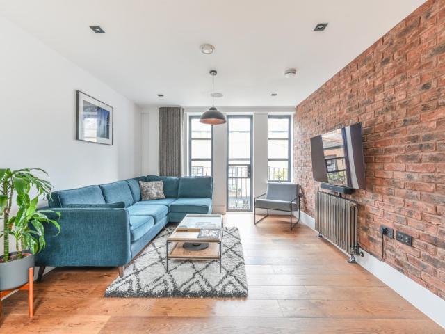 Apartment for rent in Clapham, Greater London