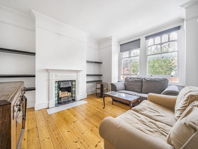 Apartment for rent in Shepherd's Bush, Greater London