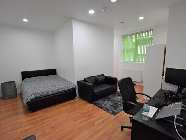 Apartment for rent in Bede Island, Old Wharf