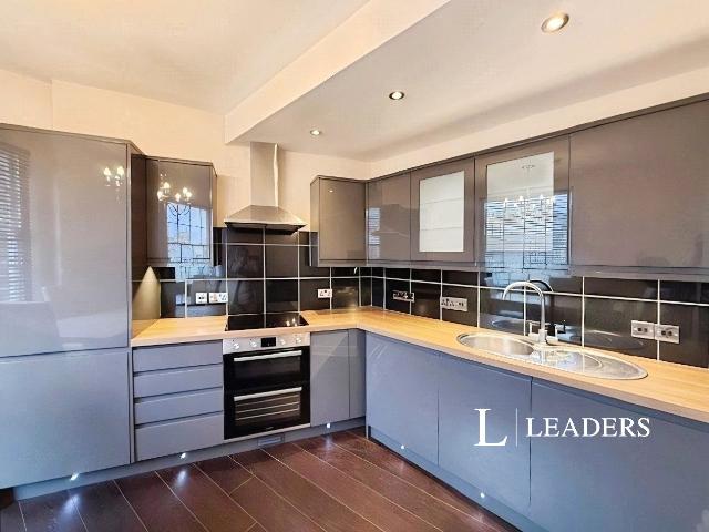 Apartment for rent in Queen's Park, Brighton & Hove