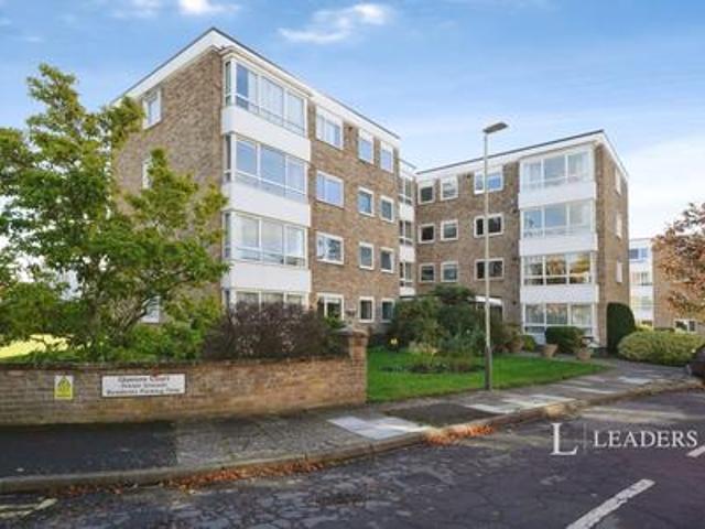 Apartment for rent in Warden Hill, Cheltenham