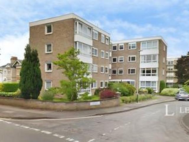Apartment for rent in Warden Hill, Cheltenham