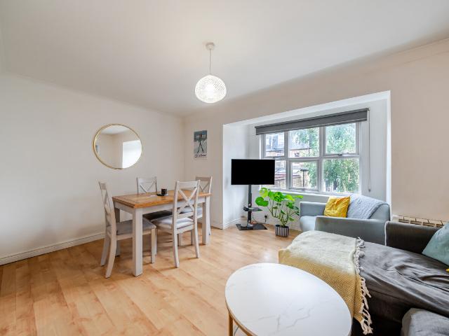 Apartment for rent in London Borough of Merton, Greater London
