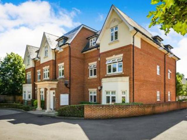 Apartment for rent in Reigate, Reigate and Banstead
