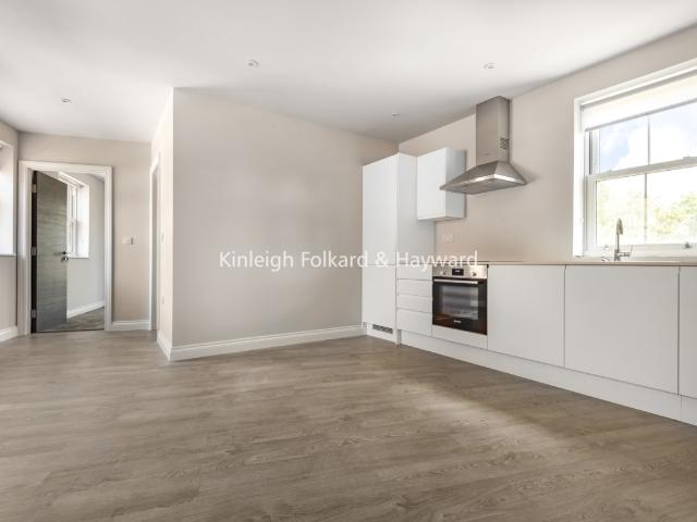 Apartment for rent in London Borough of Merton, Mitcham