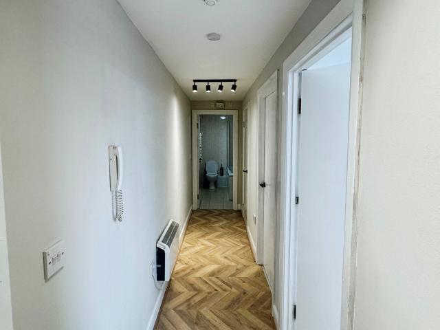 Apartment for rent in Regent Quay, Oad Street