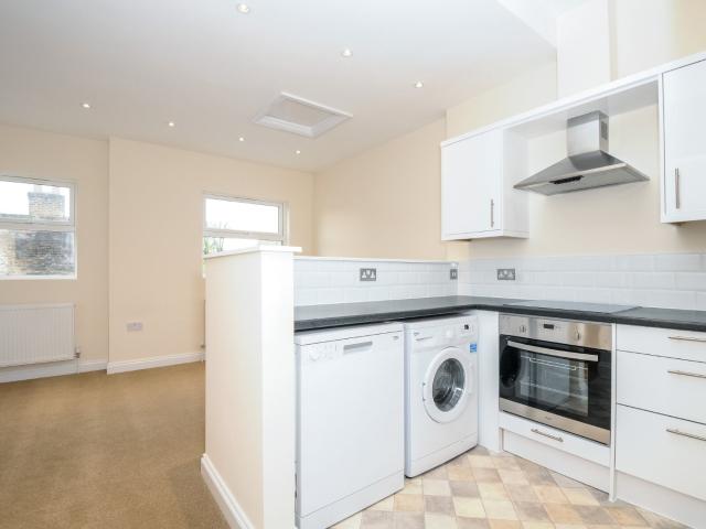 Apartment for rent in Tulse Hill, Greater London