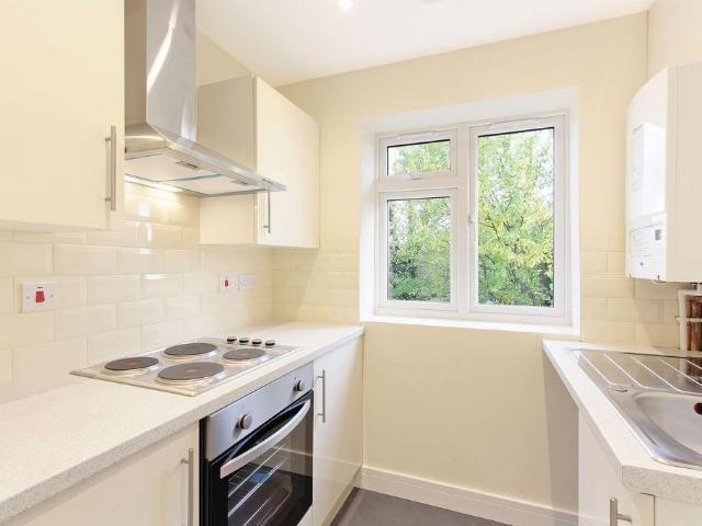 Apartment for rent in London Borough of Merton, Greater London