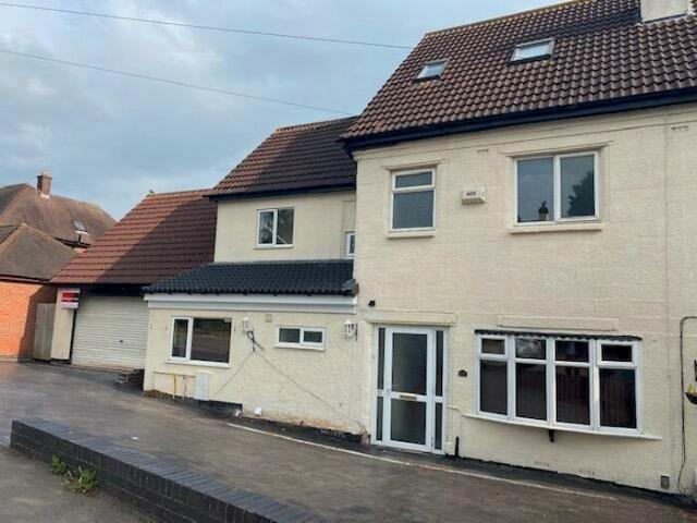 Apartment for rent in Leyfields, Kettlebrook