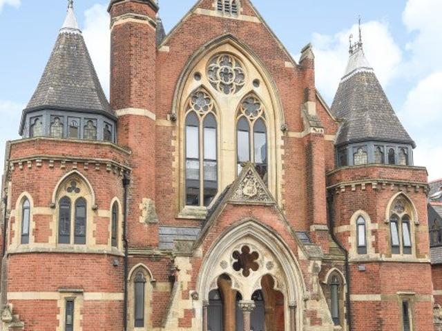 Apartment for rent in Nunhead, Greater London