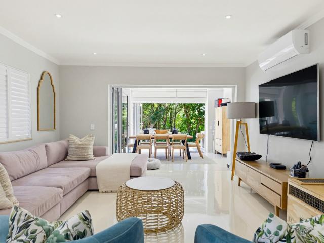 Apartment for rent in Princess Grant, Kwazulu-natal
