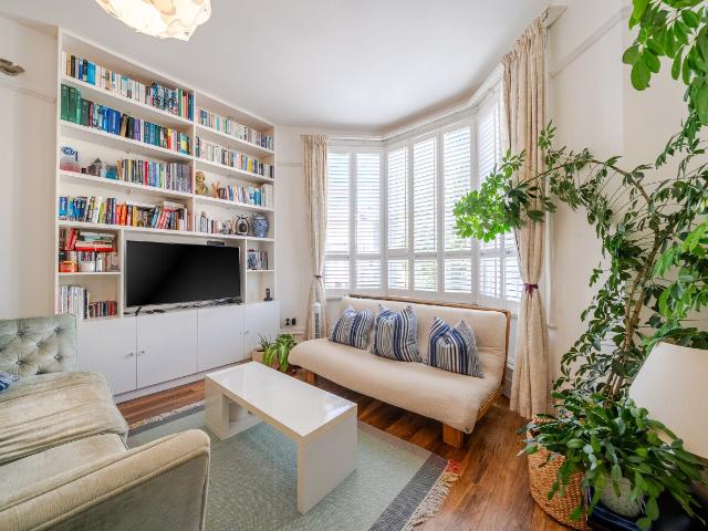 Apartment for rent in Clapham Junction, Greater London
