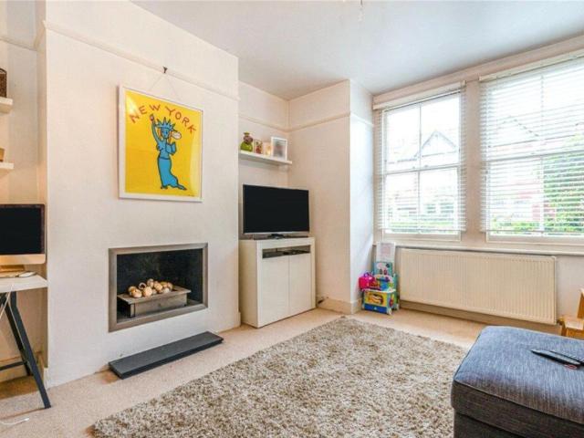 Apartment for rent in London Borough of Ealing, Greater London
