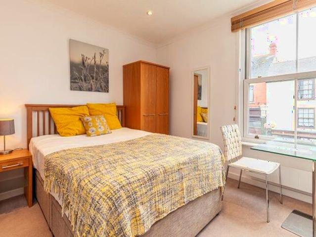 Apartment for rent in St Clement's, The Slade