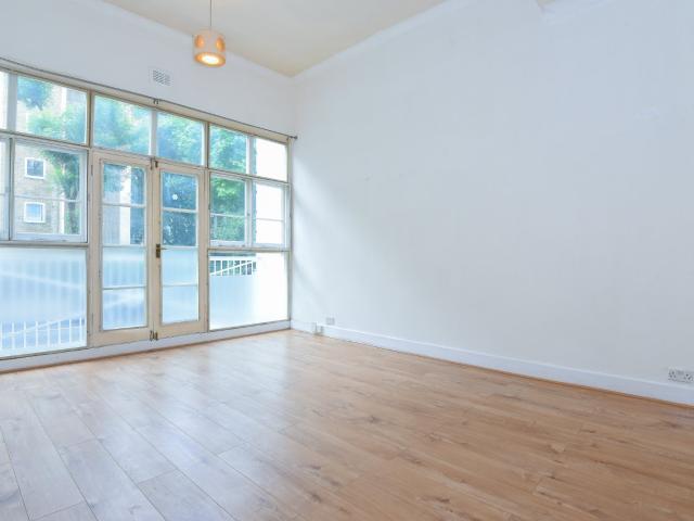 Apartment for rent in Clerkenwell Green, Greater London