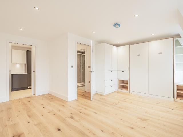 Apartment for rent in Clapham Junction, Greater London