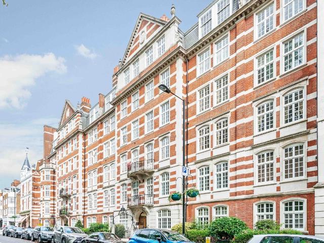 Apartment for rent in St. John's Wood, Greater London