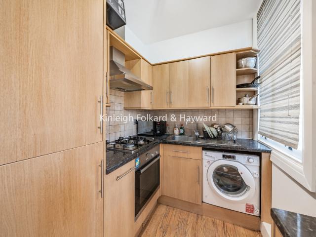 Apartment for rent in Stockwell, Greater London