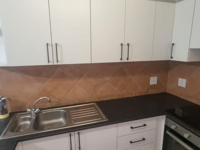 Apartment for rent in Sunningdale, eThekwini Metropolitan Municipality