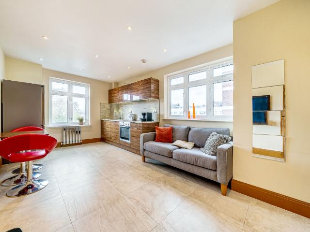 Apartment for rent in Paddington, Greater London