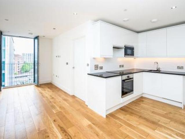 Apartment for rent in London Borough of Sutton, Greater London