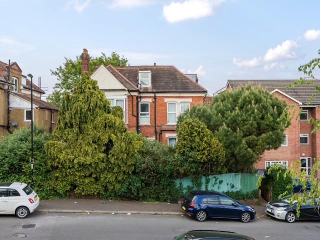 Apartment for rent in London Borough of Croydon, South Norwood