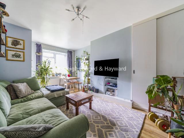 Apartment for rent in The Borough, Greater London