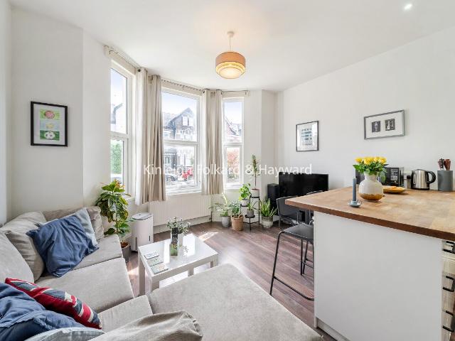 Apartment for rent in Streatham, Greater London